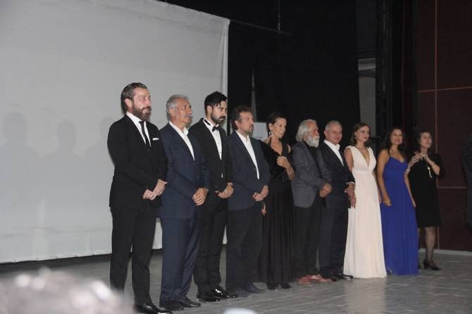 Hakkari’de halaylı gala 8