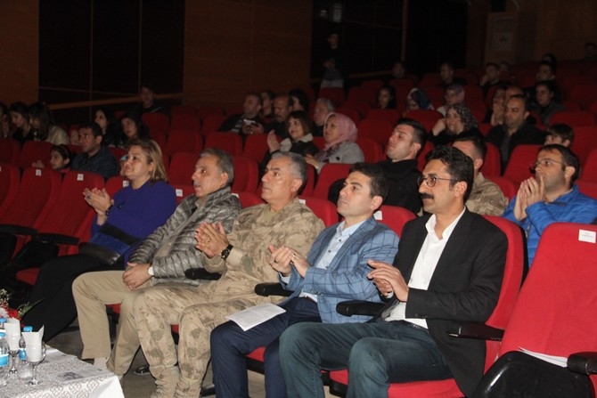 Omar Türk Müziği Hakkari’de konser verdi 9