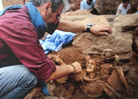 2300 yıllık kaleden tarih fışkırdı 7