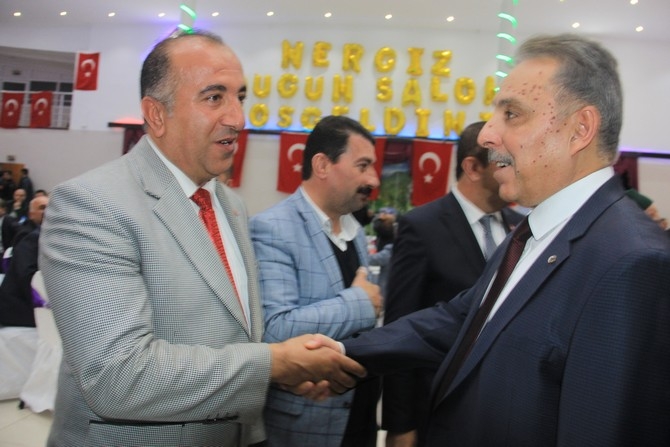 Vali Toprak’a halaylı veda gecesi! 14
