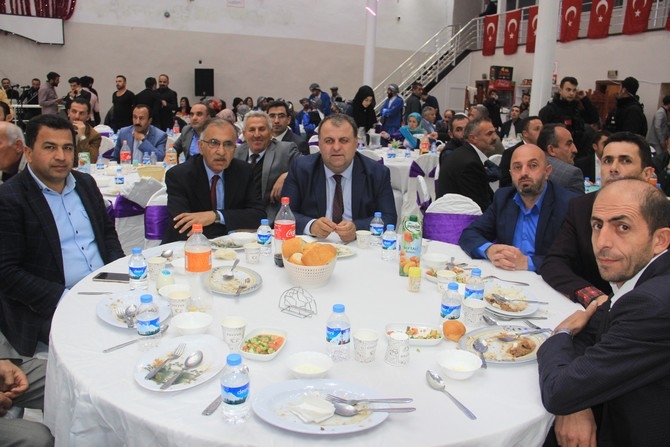 Vali Toprak’a halaylı veda gecesi! 16