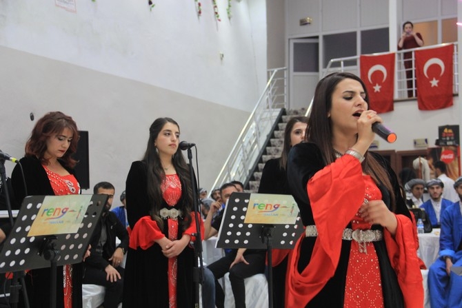Vali Toprak’a halaylı veda gecesi! 25