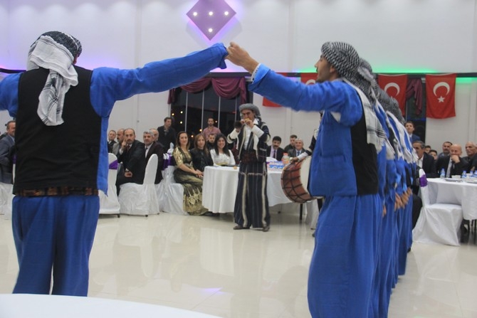 Vali Toprak’a halaylı veda gecesi! 29
