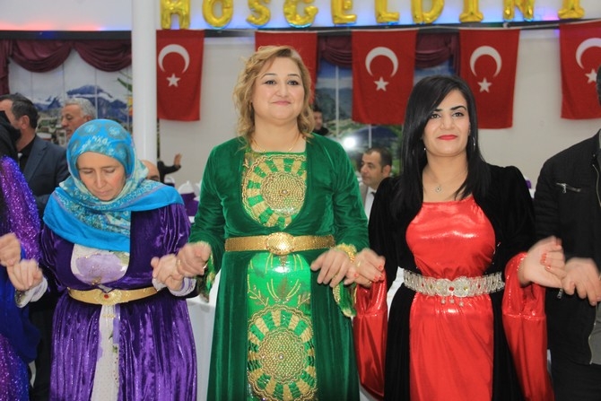 Vali Toprak’a halaylı veda gecesi! 37