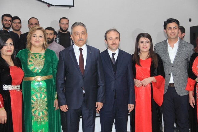 Vali Toprak’a halaylı veda gecesi! 59