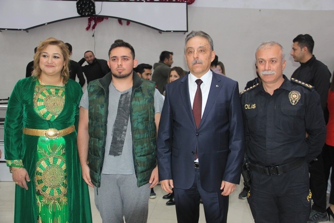 Vali Toprak’a halaylı veda gecesi! 64