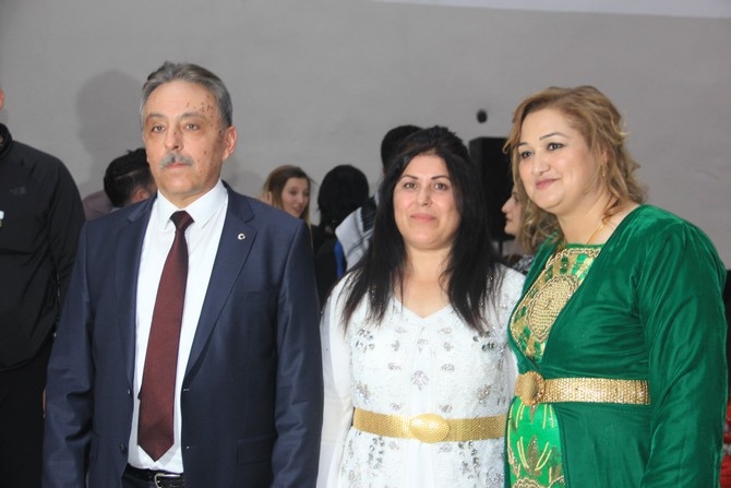 Vali Toprak’a halaylı veda gecesi! 74