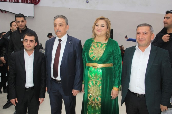 Vali Toprak’a halaylı veda gecesi! 76