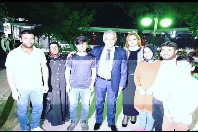 Vali Toprak gözyaşlarına hakim olamadı 21