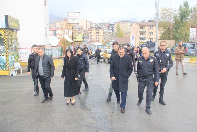 Vali Akbıyık'tan esnaf ziyareti 6