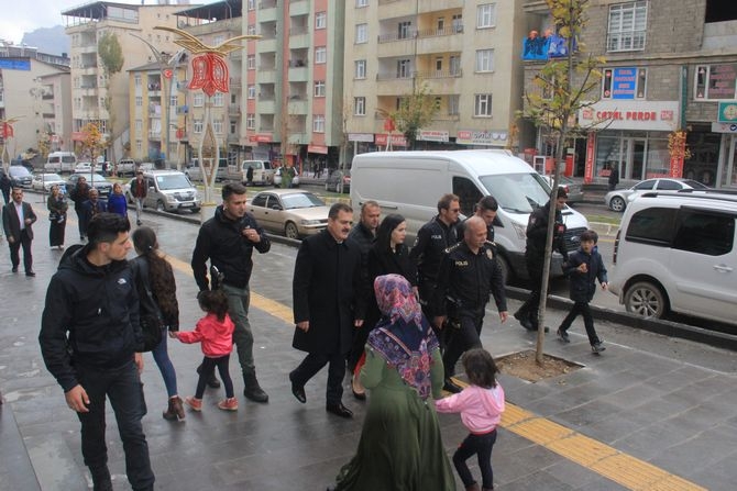 Vali Akbıyık'tan esnaf ziyareti 8