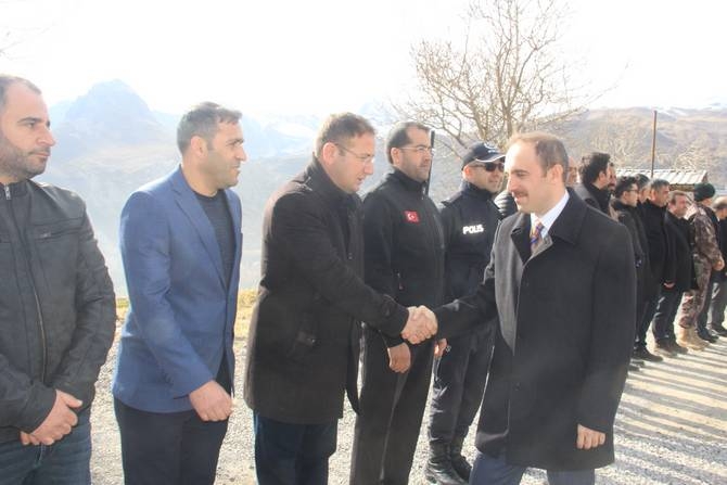 Hakkari bayrak töreni 1