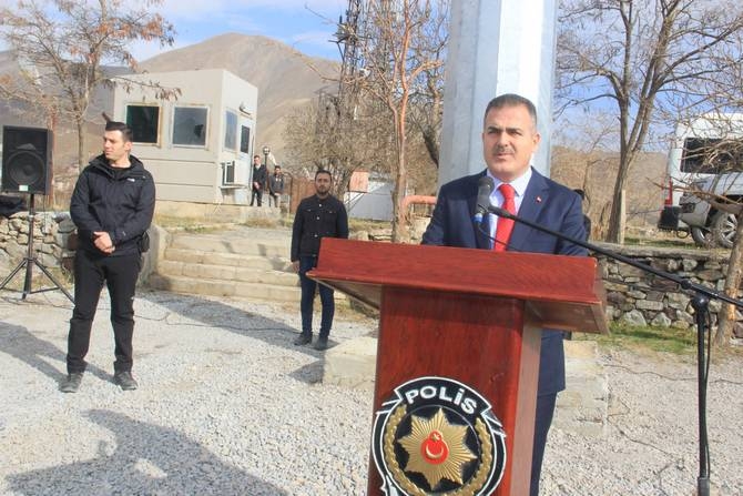 Hakkari bayrak töreni 11