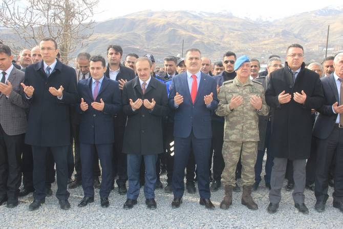 Hakkari bayrak töreni 14