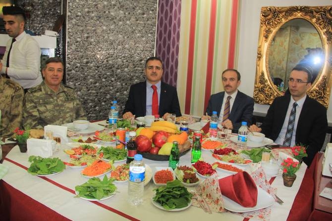 Hakkari bayrak töreni 22