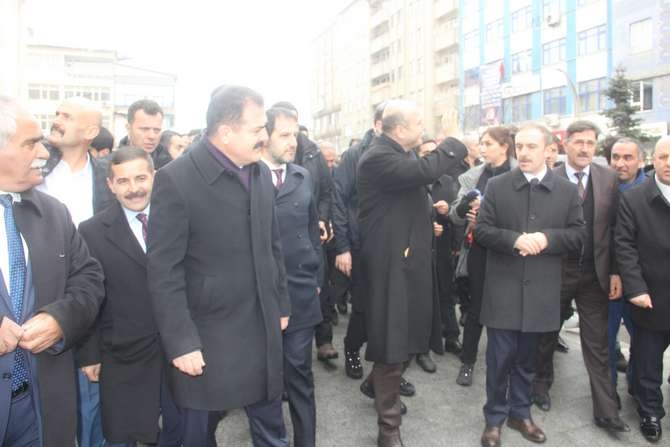 Bakan Soylu Hakkari'de 16