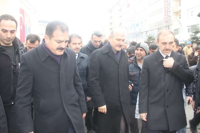 Bakan Soylu Hakkari'de 17