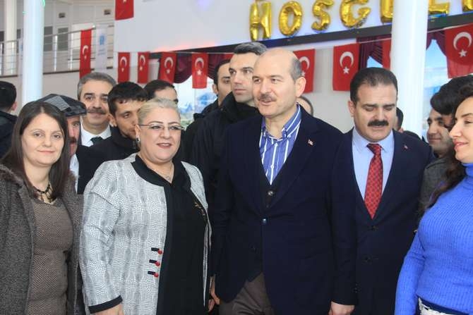 Bakan Soylu Hakkari'de 33