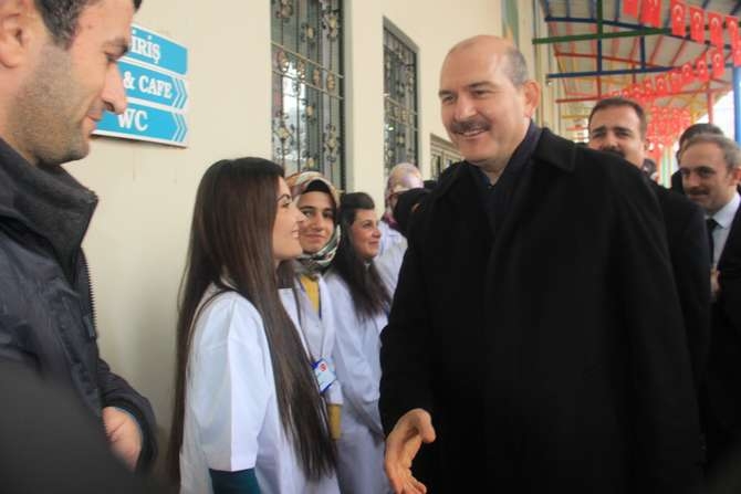 Bakan Soylu Hakkari'de 61