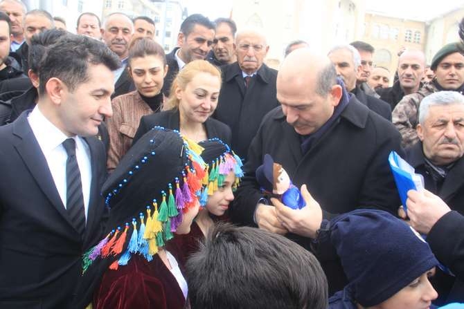 Bakan Soylu Hakkari'de 7