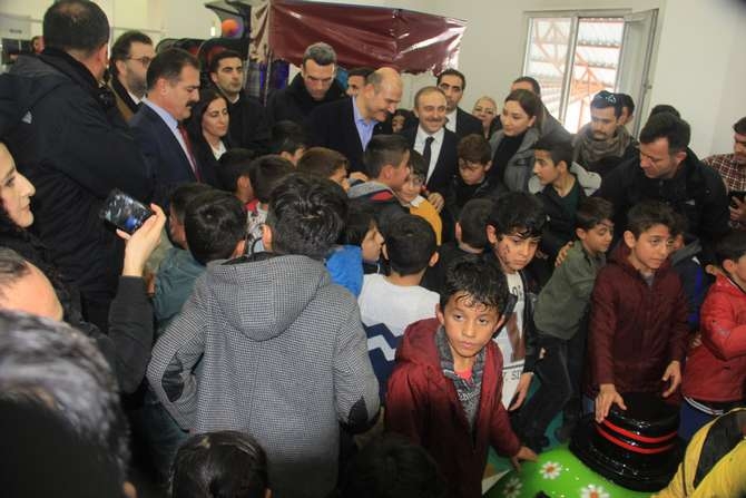 Bakan Soylu Hakkari'de 70