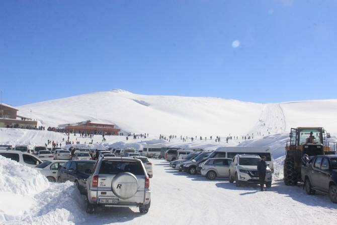 Ev kadınlarının kızak keyfi 3
