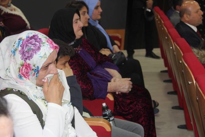 Şehit Teğmen Özatak sergisi açıldı 11