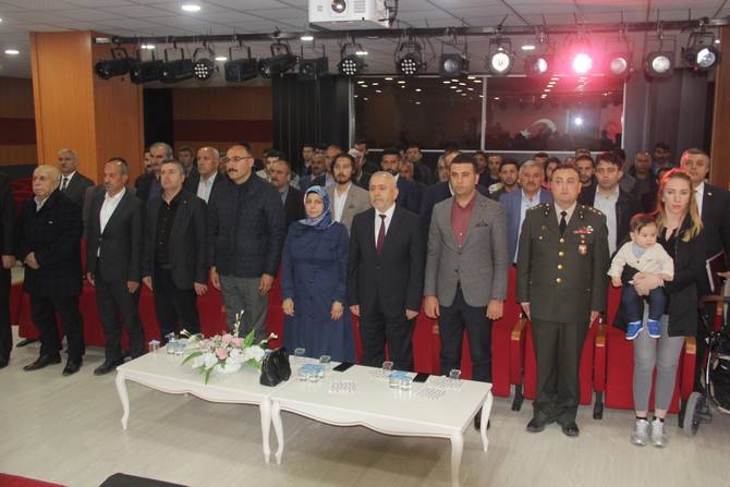 Şehit Teğmen Özatak sergisi açıldı 3