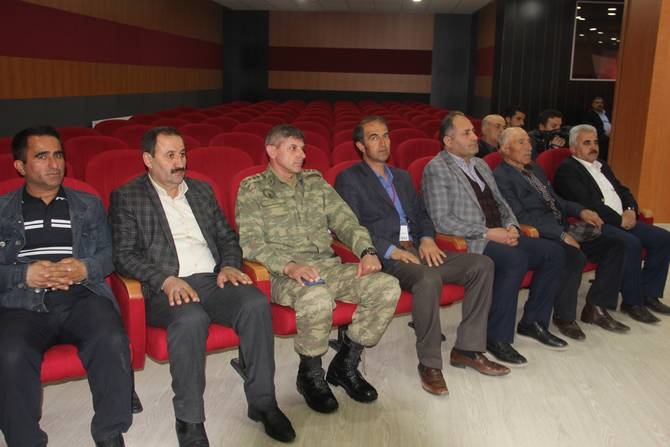 Şehit Teğmen Özatak sergisi açıldı 6