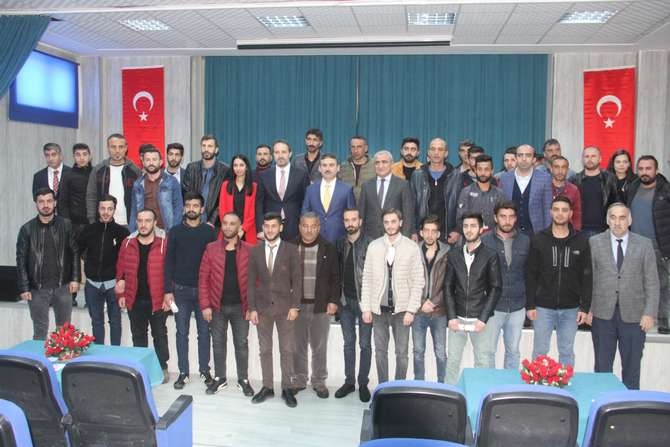 Hakkari’de 62 kişiye Doğalgaz sertifikası 9