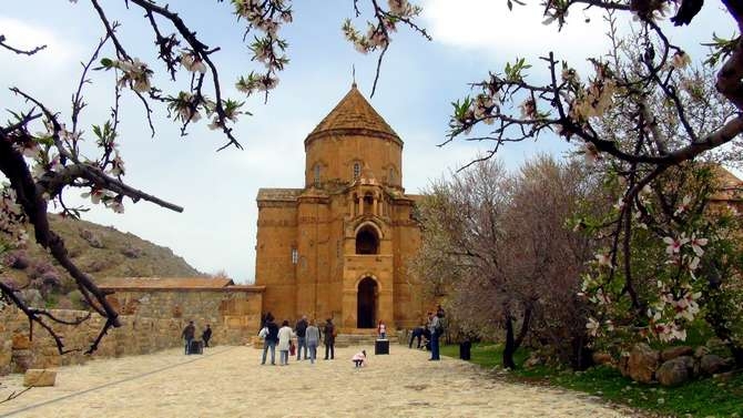 Akdamar adası 12