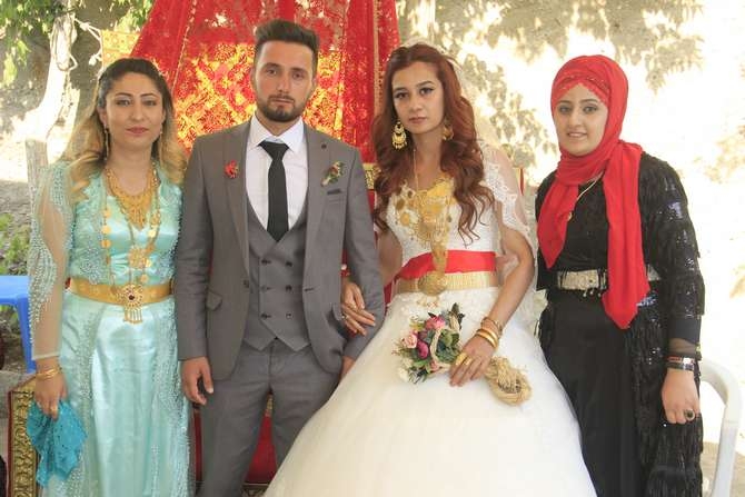 Güzel Ailesinin Mutlu Günü 12
