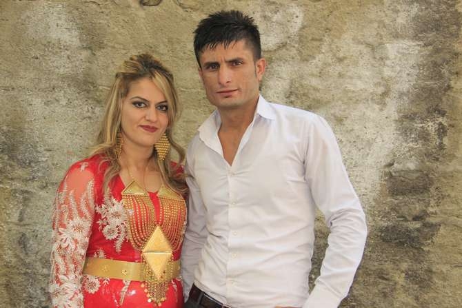 Güzel Ailesinin Mutlu Günü 25