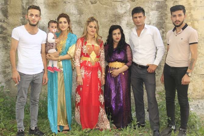 Güzel Ailesinin Mutlu Günü 28