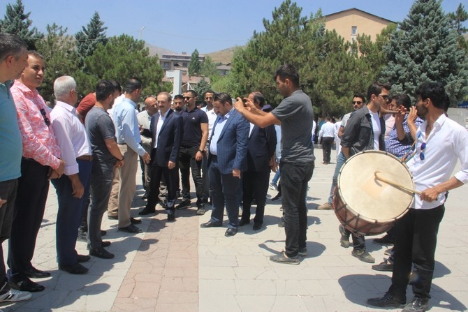 Vali Epcim'e davul zurnalı uğurlama 6