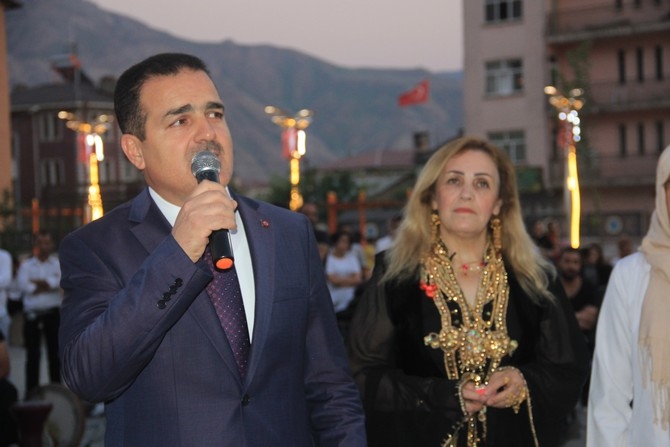 Ankaralı kadınlar Hakkari'ye renk kattı 12