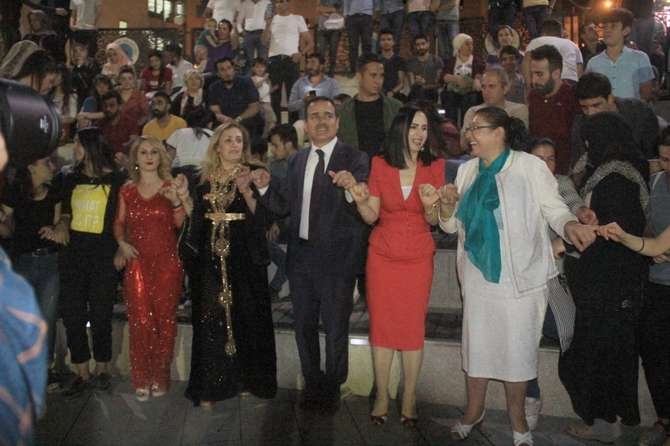 Ankaralı kadınlar Hakkari'ye renk kattı 17