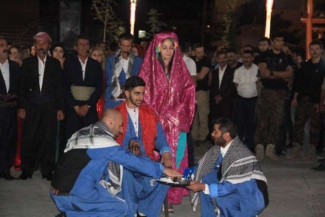 Ankaralı kadınlar Hakkari'ye renk kattı 20