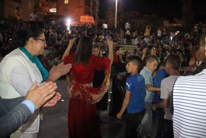Ankaralı kadınlar Hakkari'ye renk kattı 23