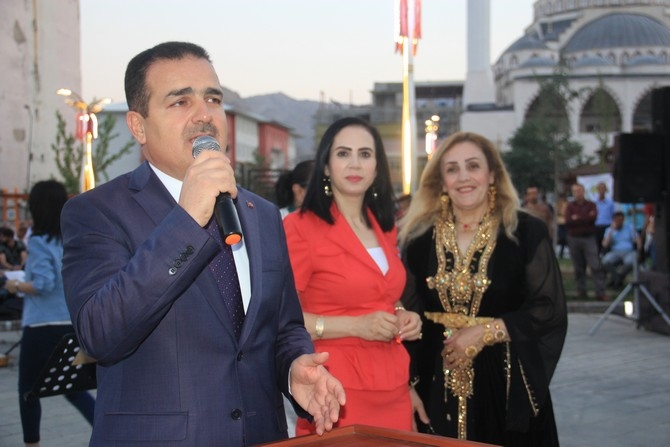 Ankaralı kadınlar Hakkari'ye renk kattı 9