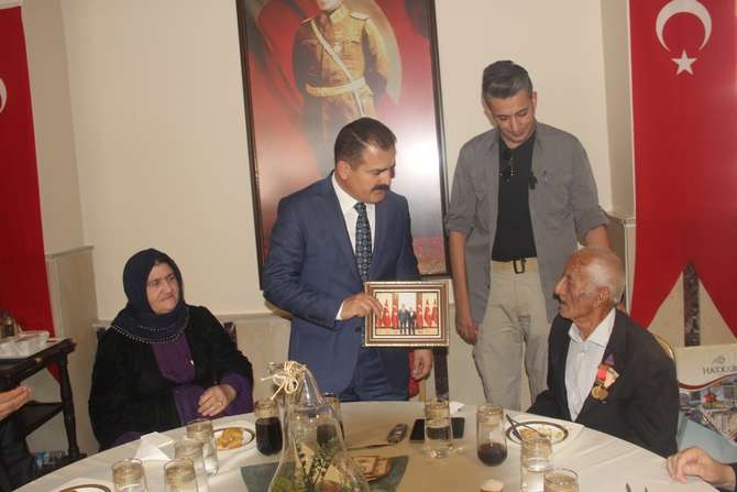 Hakkari'de 19 Eylül gaziler günü 18