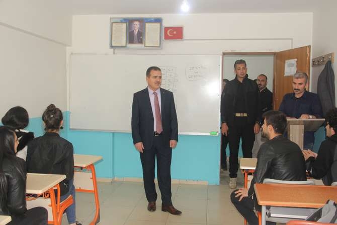 Vali Akbıyık, belediye birimlerini ziyaret etti 11