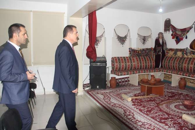 Vali Akbıyık, belediye birimlerini ziyaret etti 6