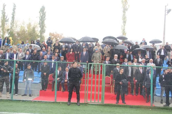 Hakkari'de Cumhuriyet Bayramı coşkusu 25