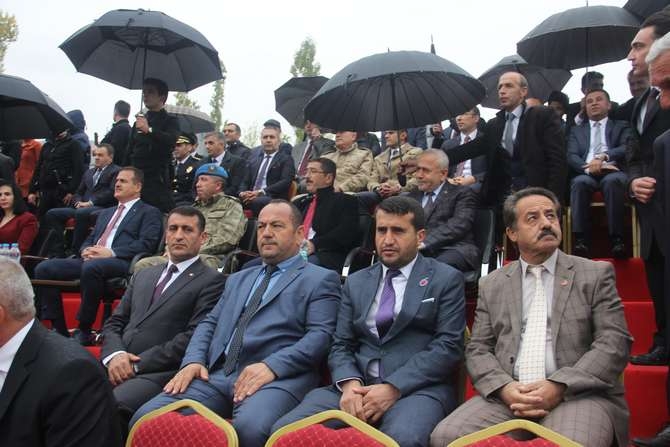 Hakkari'de Cumhuriyet Bayramı coşkusu 6
