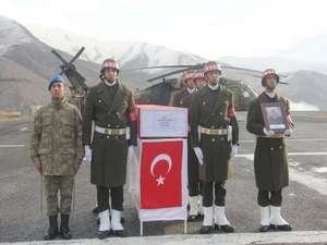 Şehit Çabuk için Hakkari'de tören düzenlendi