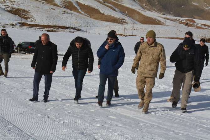 Hakkari’de ilk defa Telesiyej ile tanıştı 17