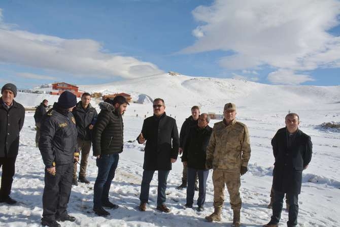 Hakkari’de ilk defa Telesiyej ile tanıştı 3