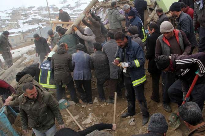 Başkale depreminde ilk fotoğraflar 2