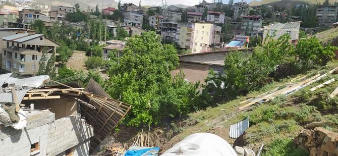Hakkari'de hasar tespit çalışmaları 6